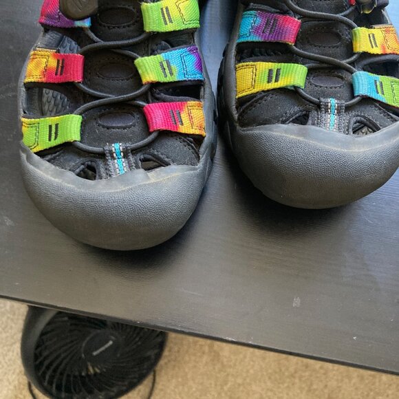 Keen Rainbow Tie Dye Sandals - Picture 3 of 6